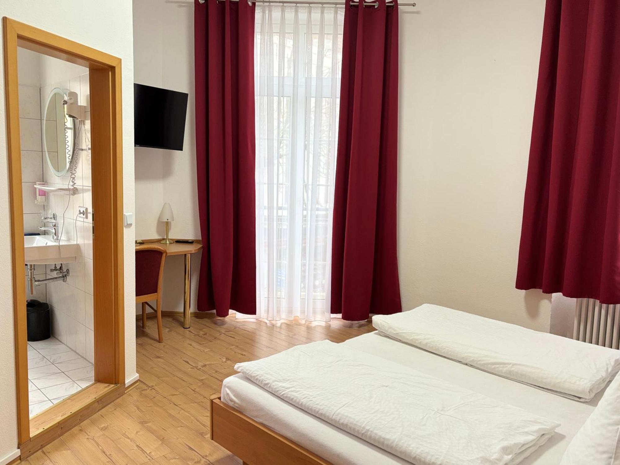 Hotel Restaurant Schwert Kehl Eksteriør billede